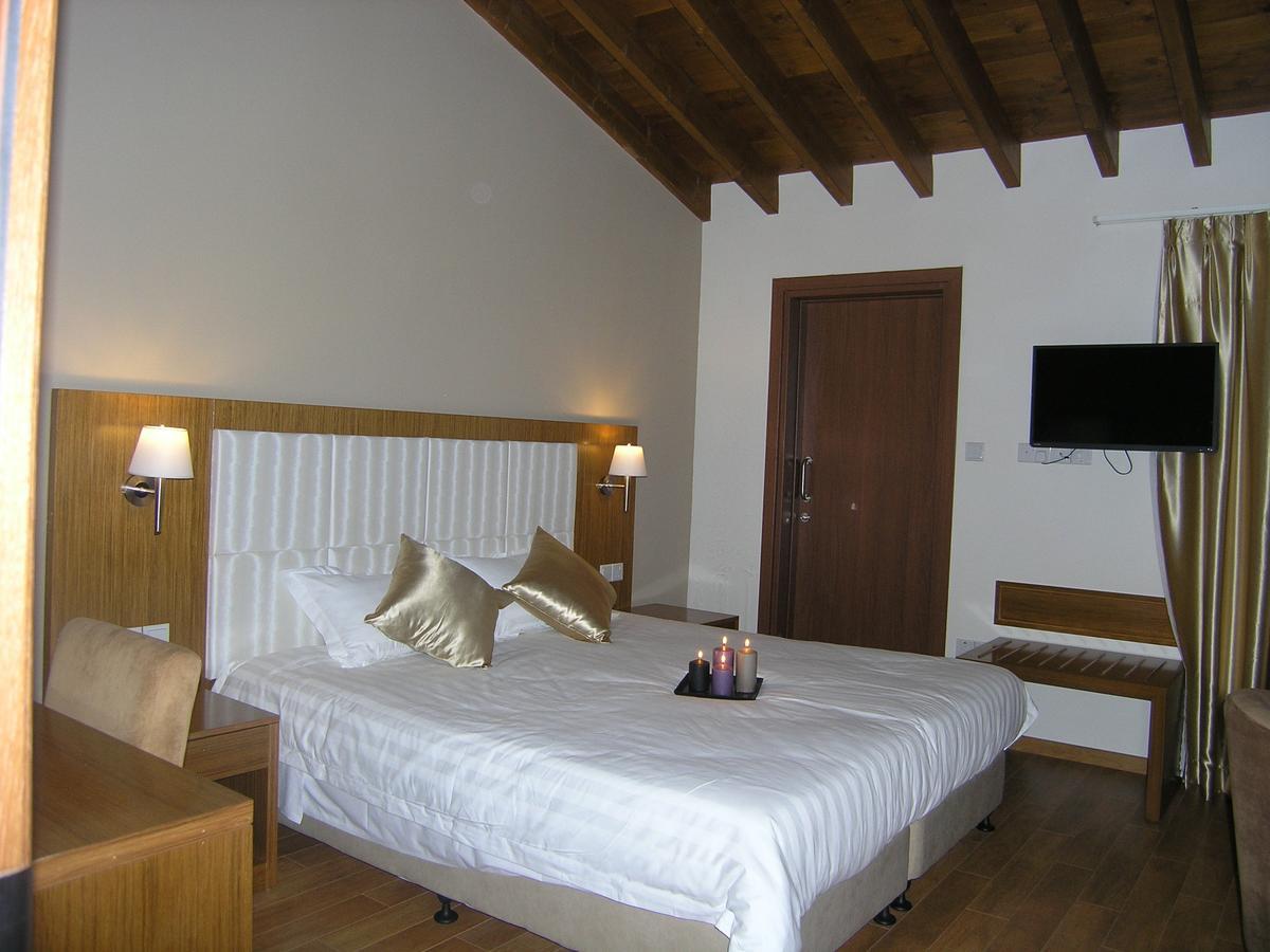 Livadia Hotel