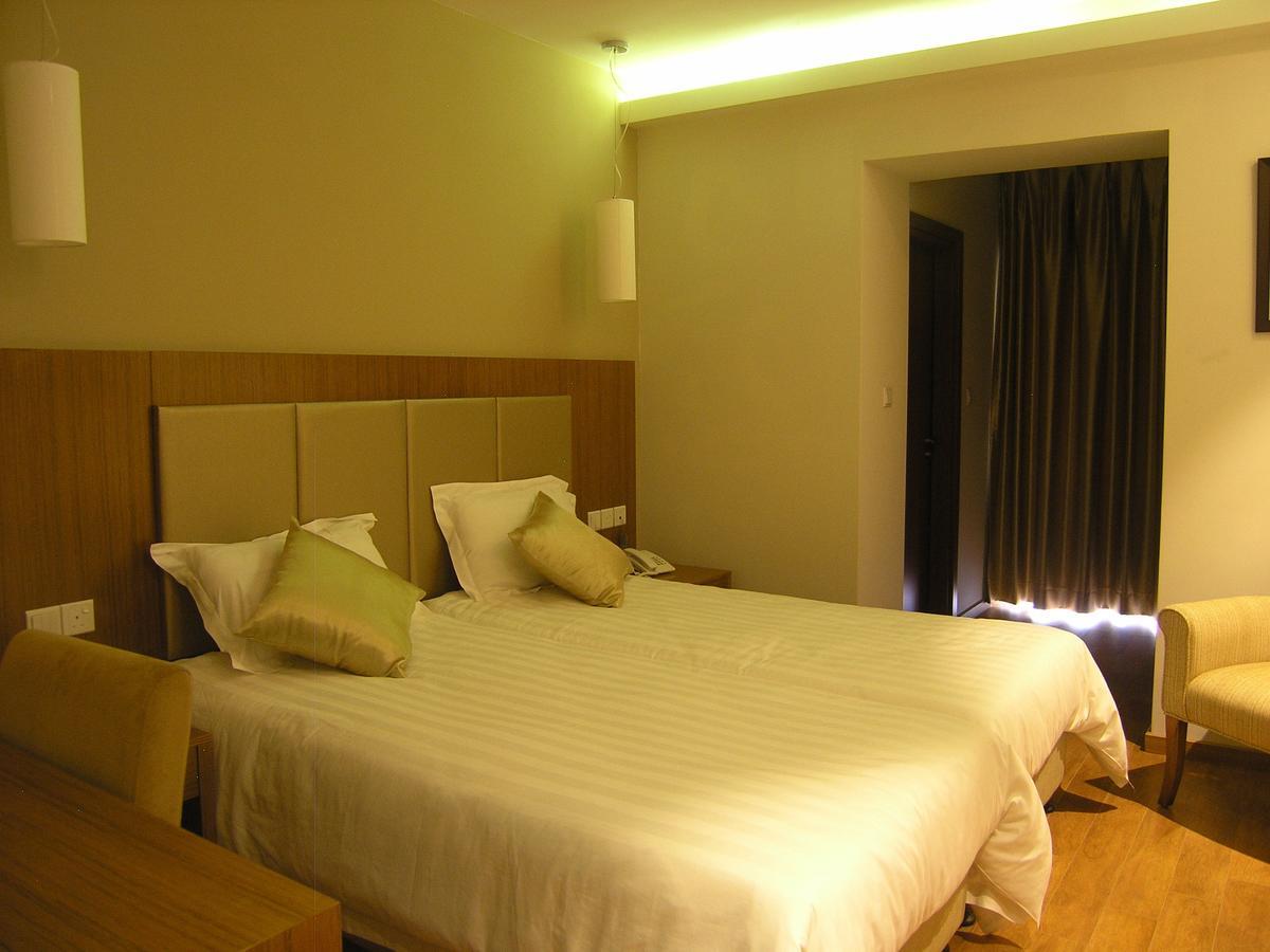 Livadia 3*