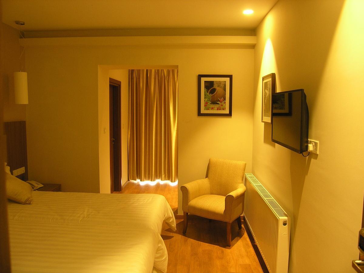 Livadia 3* Kyperounda