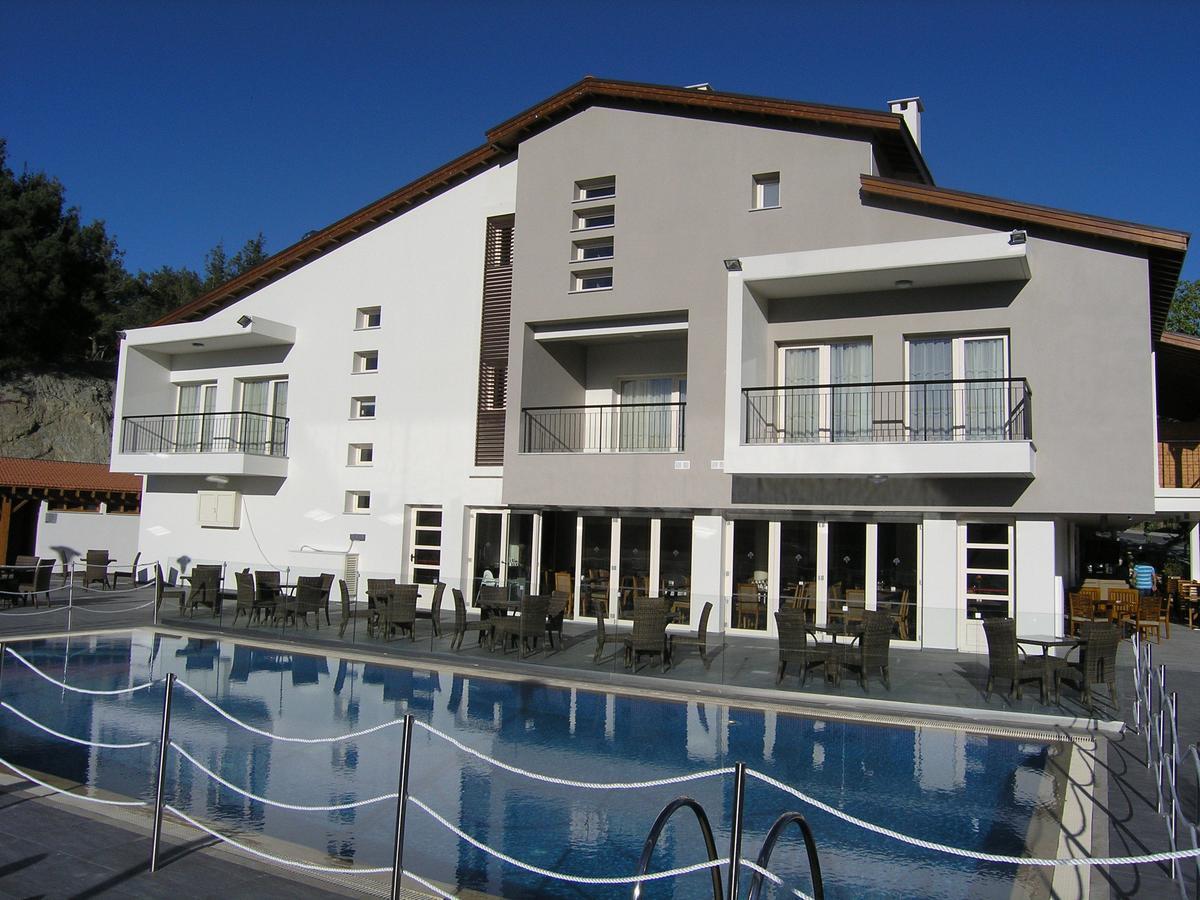 Livadia Hotel Kyperounda