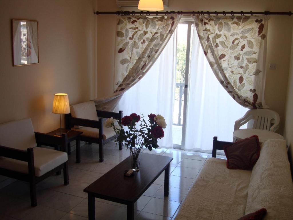Aparthotel Lordos Apts 2*