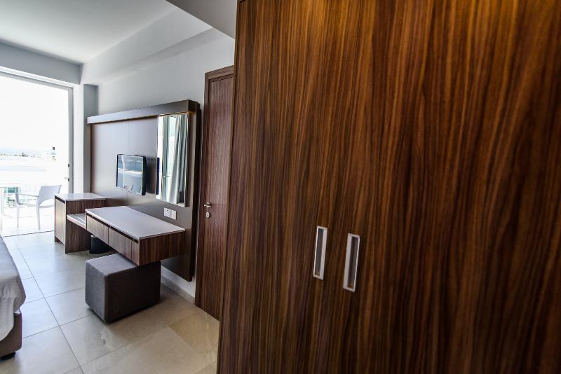 Hotel Eleana Ayia Napa