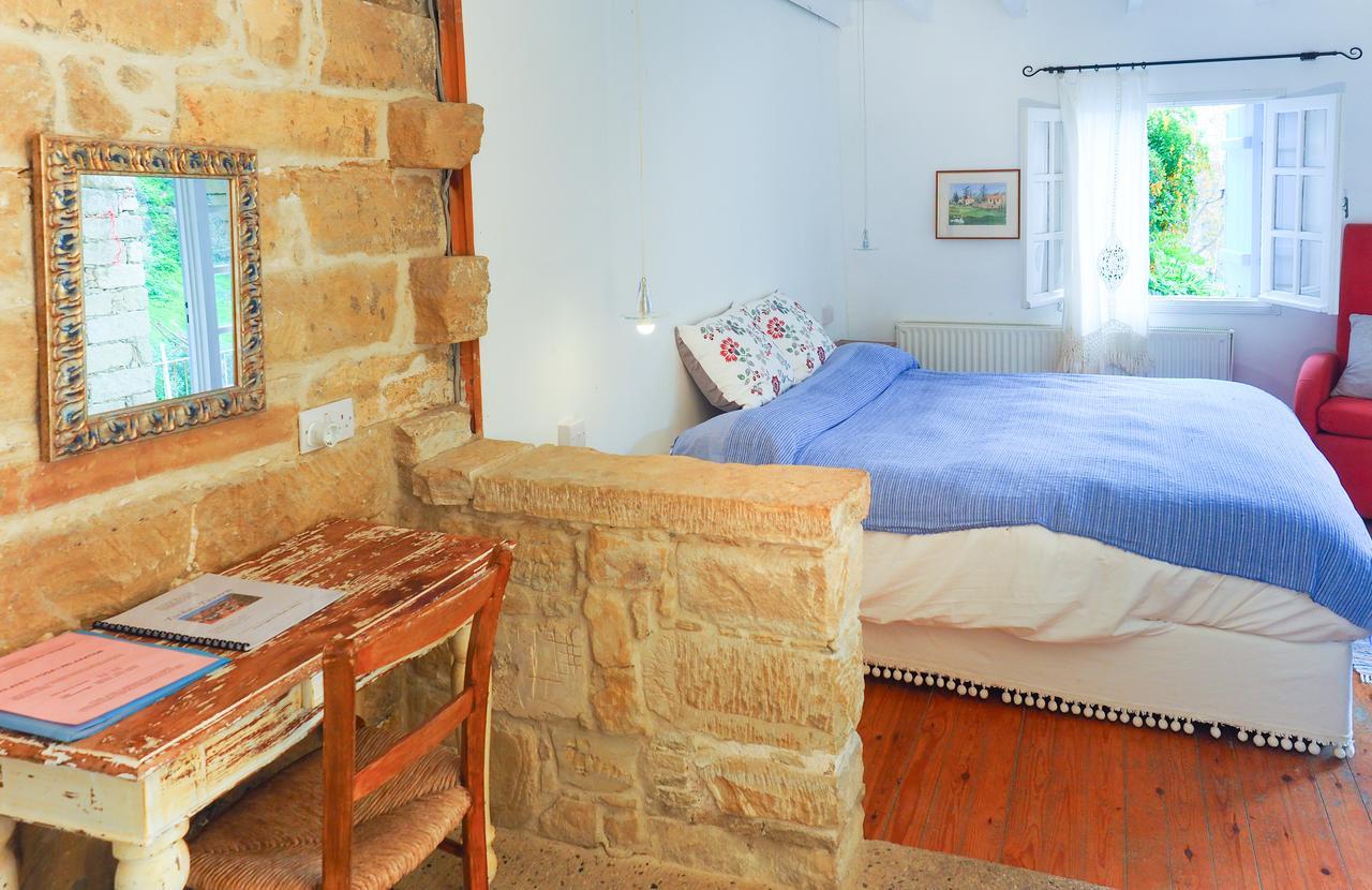 Vasilikos House Aparthotel 3*