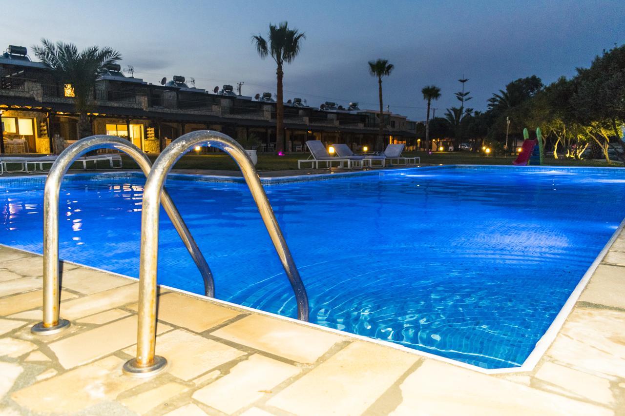 Elya Luxury