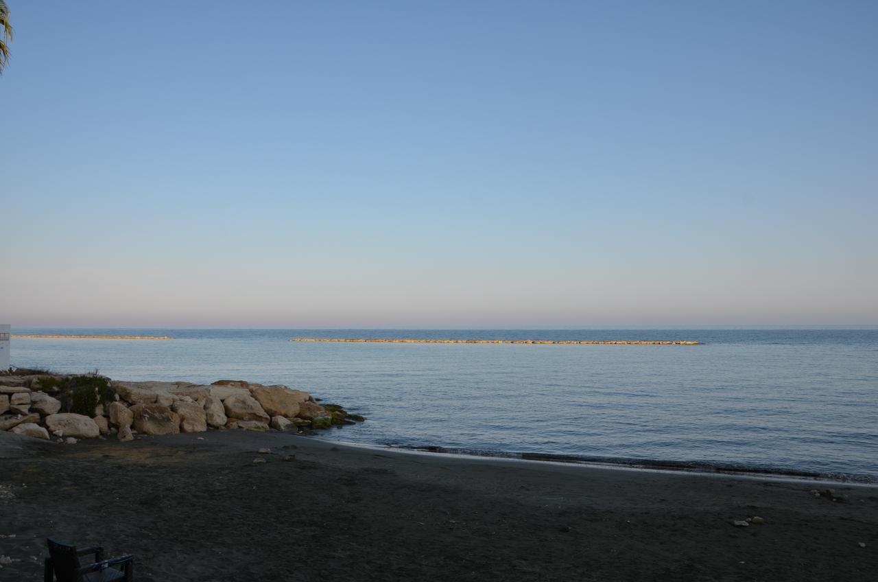 Pebble Sea Breeze Apartment