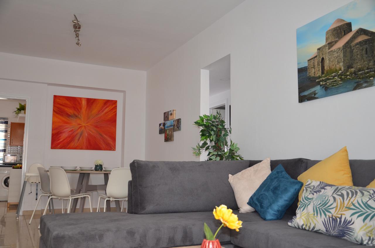 Pebble Sea Breeze Apartment *