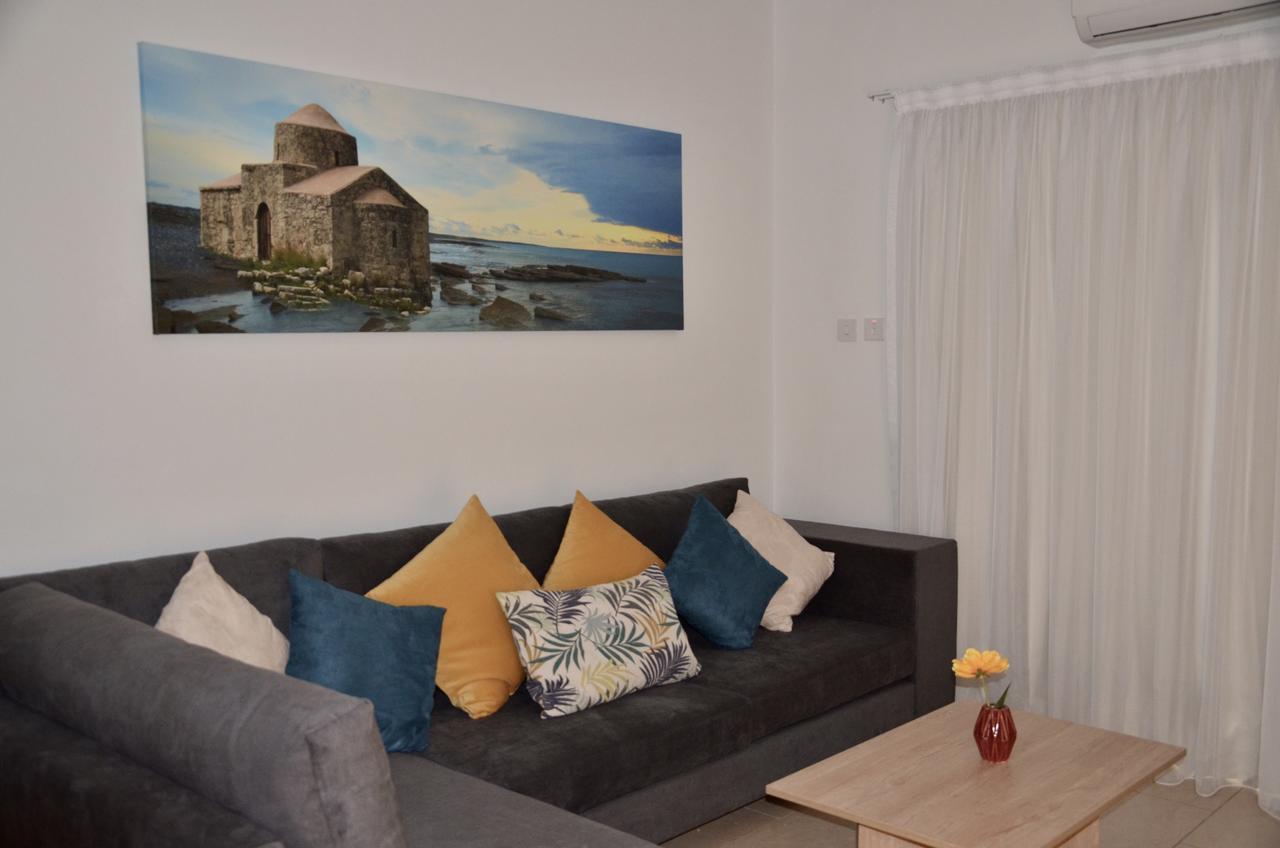 Pebble Sea Breeze Apartment *
