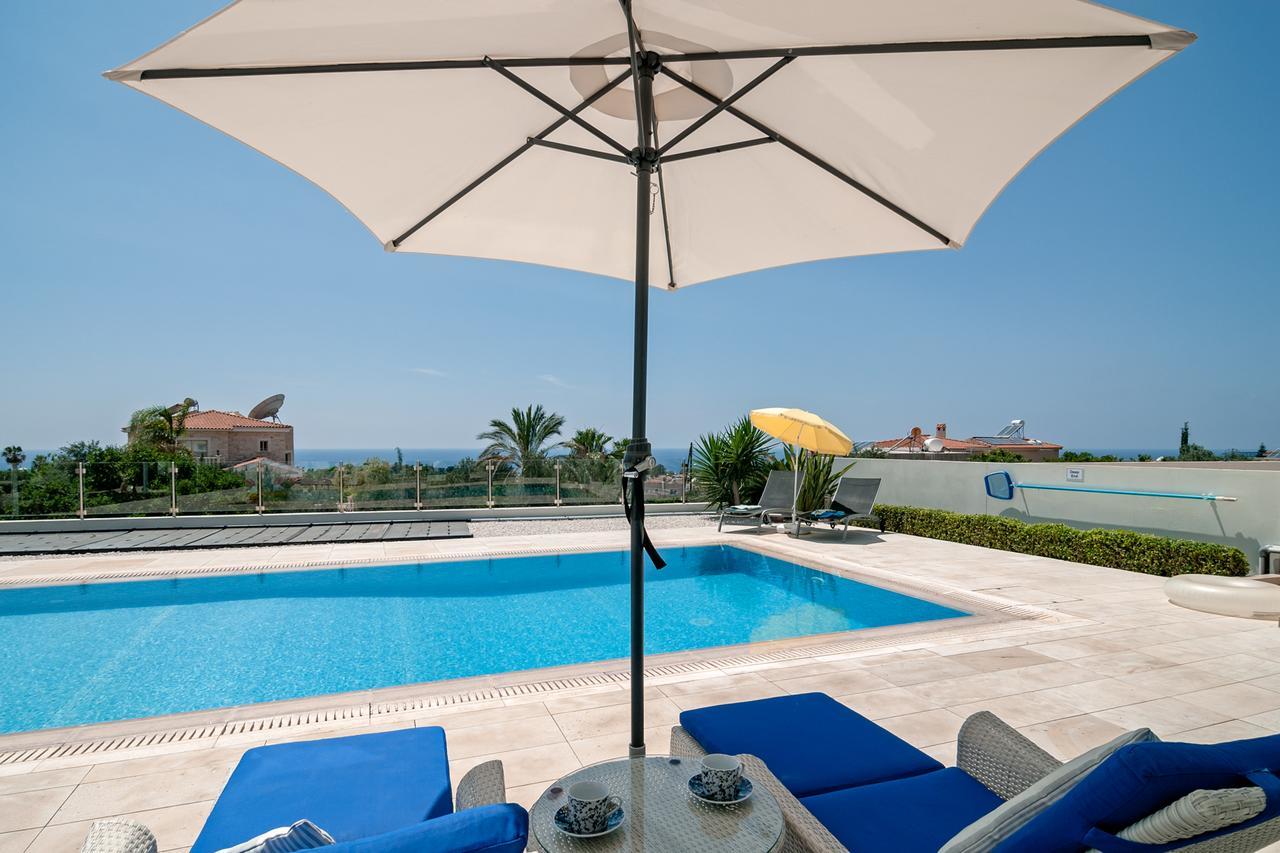Verdi: Luxury With Private Pool * Pegeia