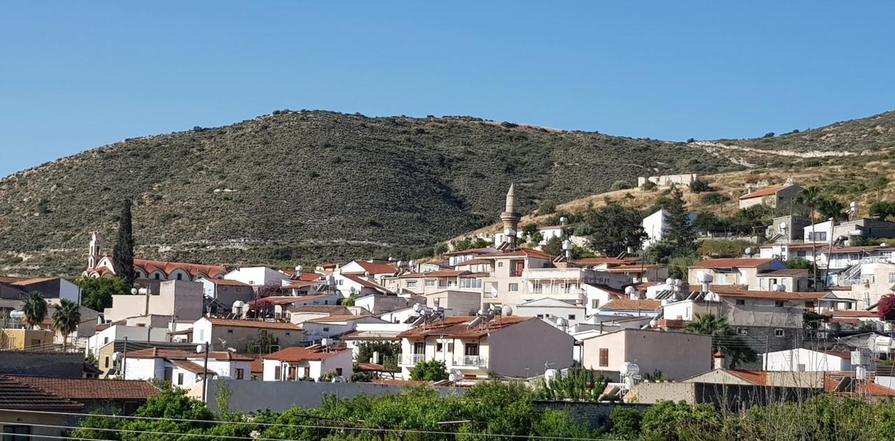 Square - With Pool 3 Minutes Walk Kalavasos
