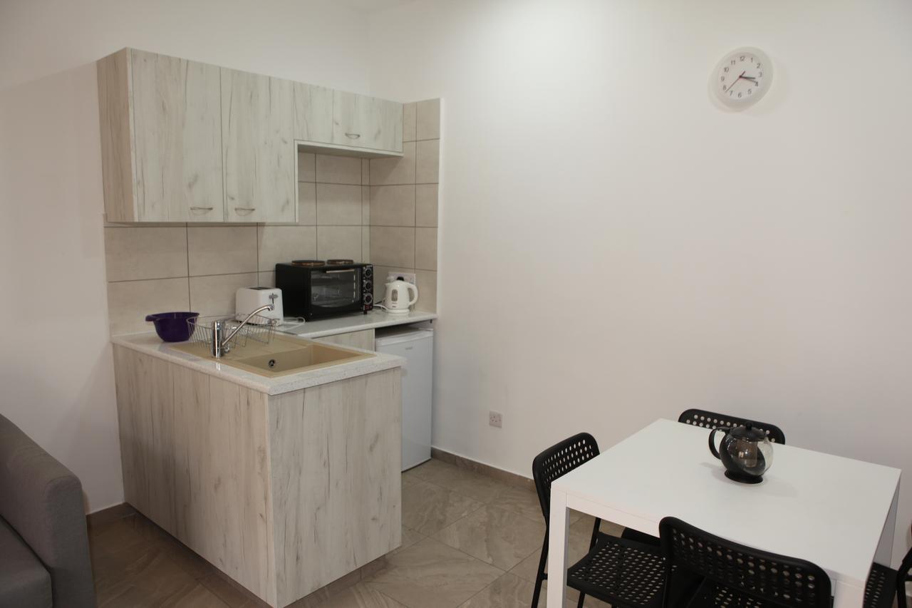 Aparthotel Polyxeni 3*