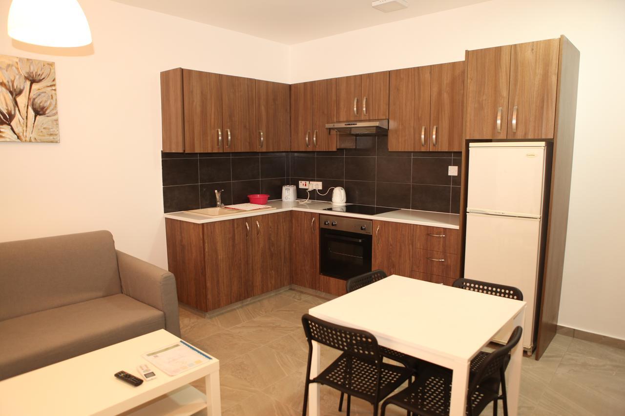Aparthotel Polyxeni