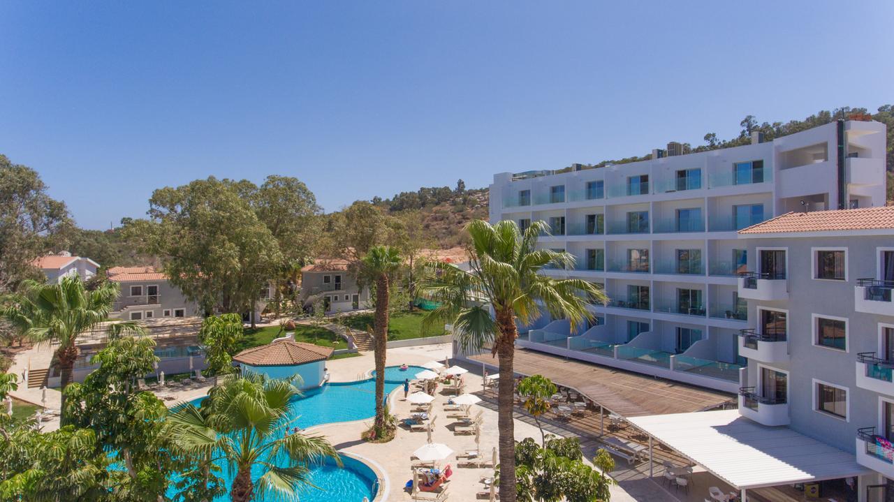 Aparthotel Narcissos Waterpark Protaras