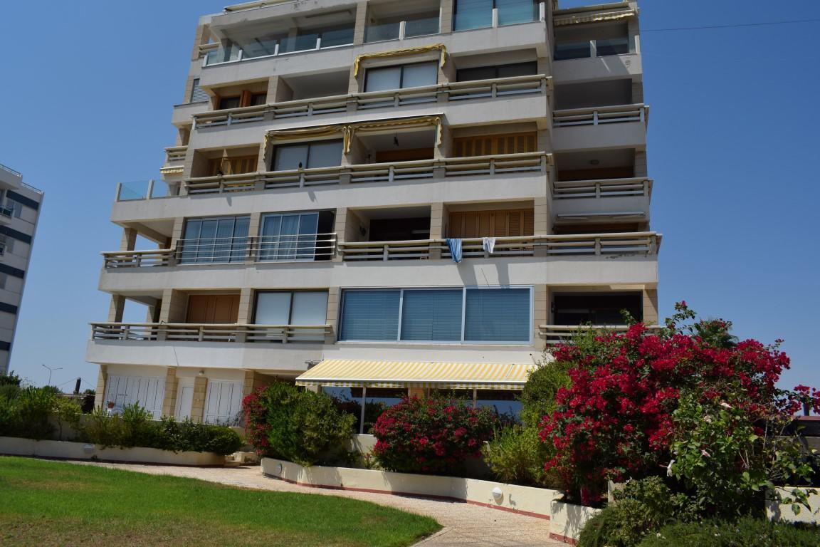 Direct Castella Larnaca