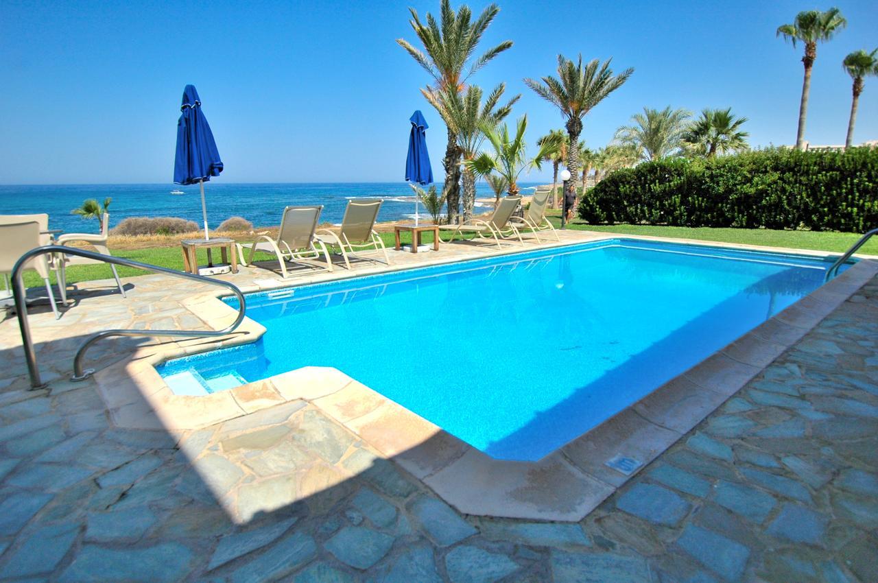Kymmates Front Villa