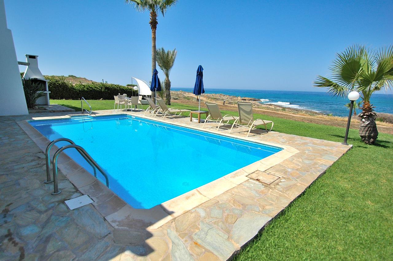 Villa Kymmates Front Paphos