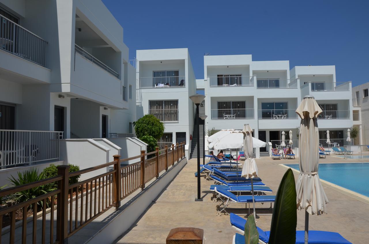 Sweet Memories Aparthotel 2*