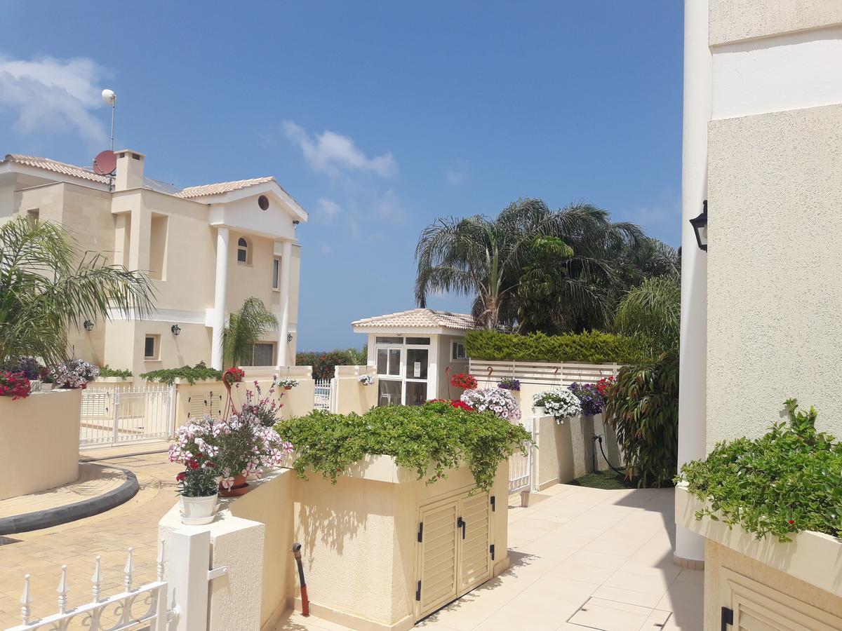 Anthorina 7 Villa *