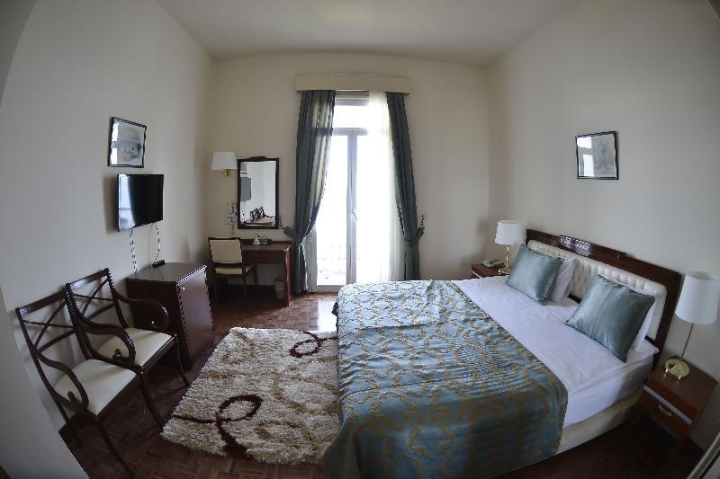 Hotel Dome 4*