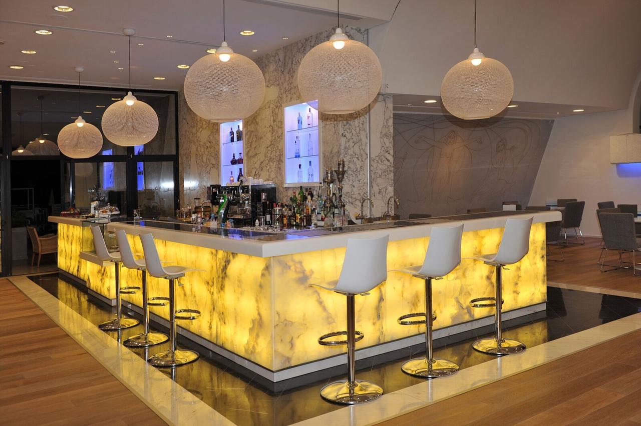 Palm & 4* Larnaca