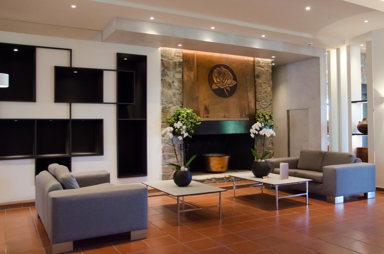 Hotel Rodon And