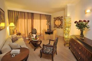 Elias Beach Hotel 4*