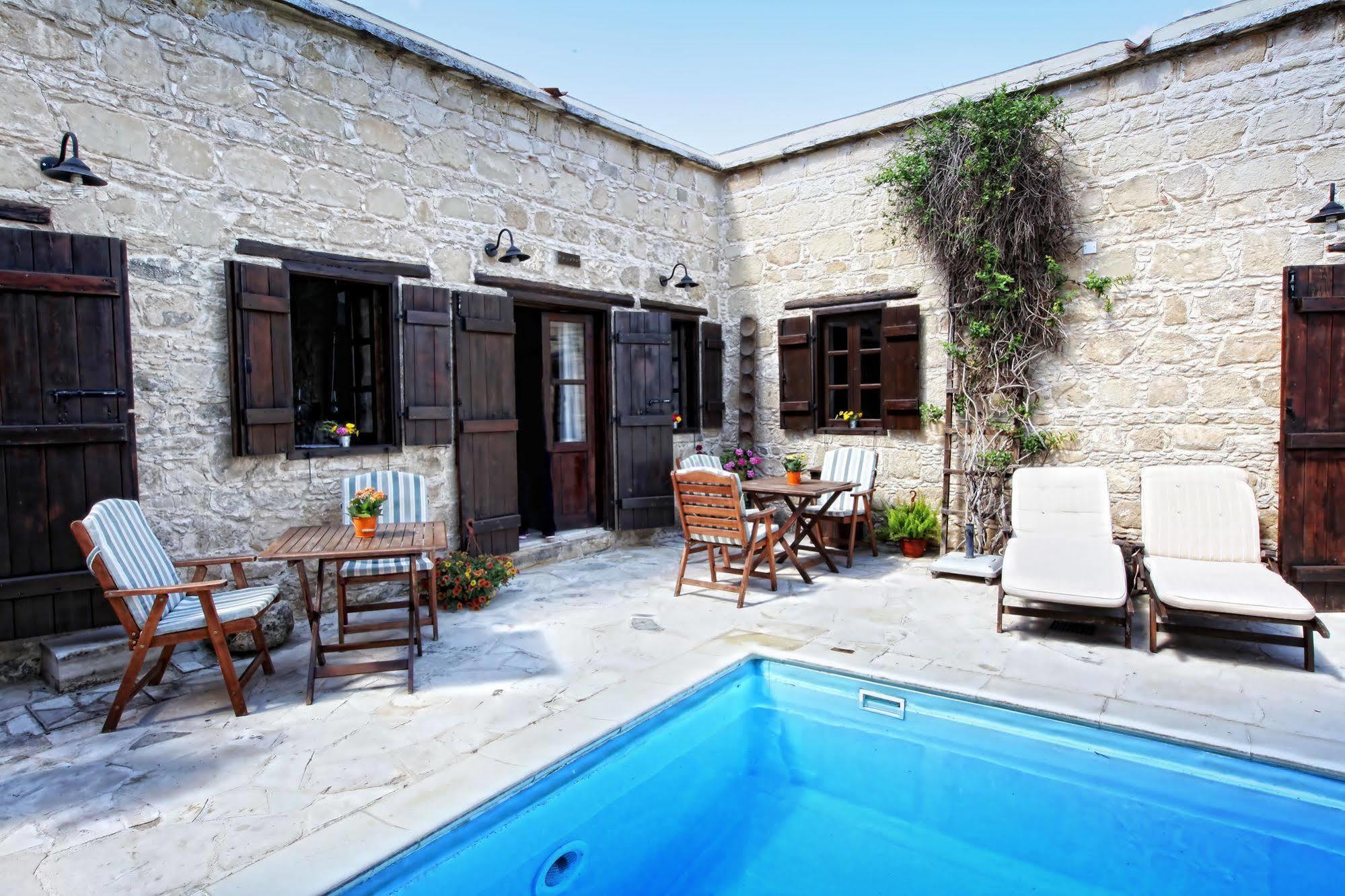 Country house Leonidas Village