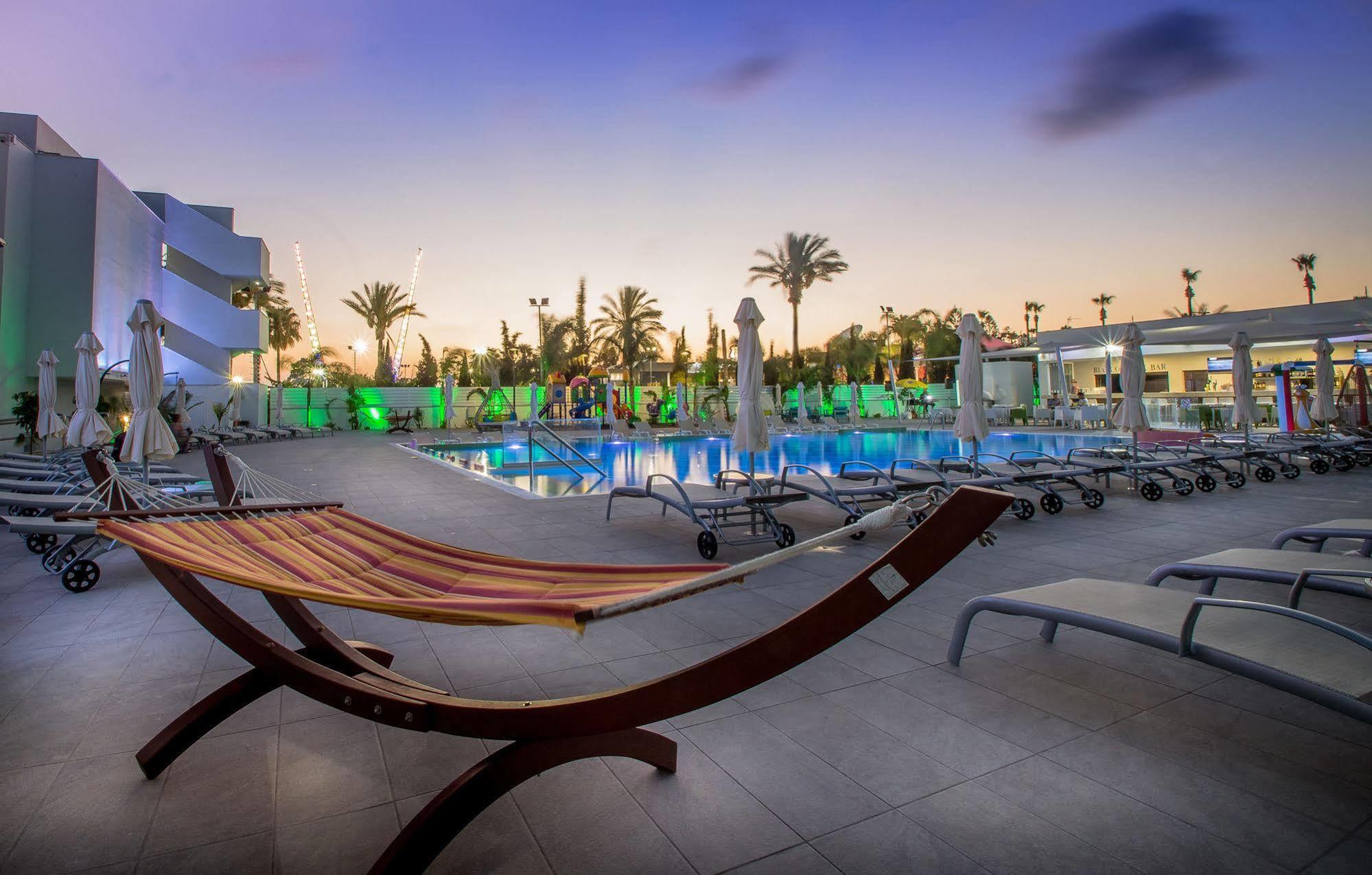 Hotel Nicholas Color 4*