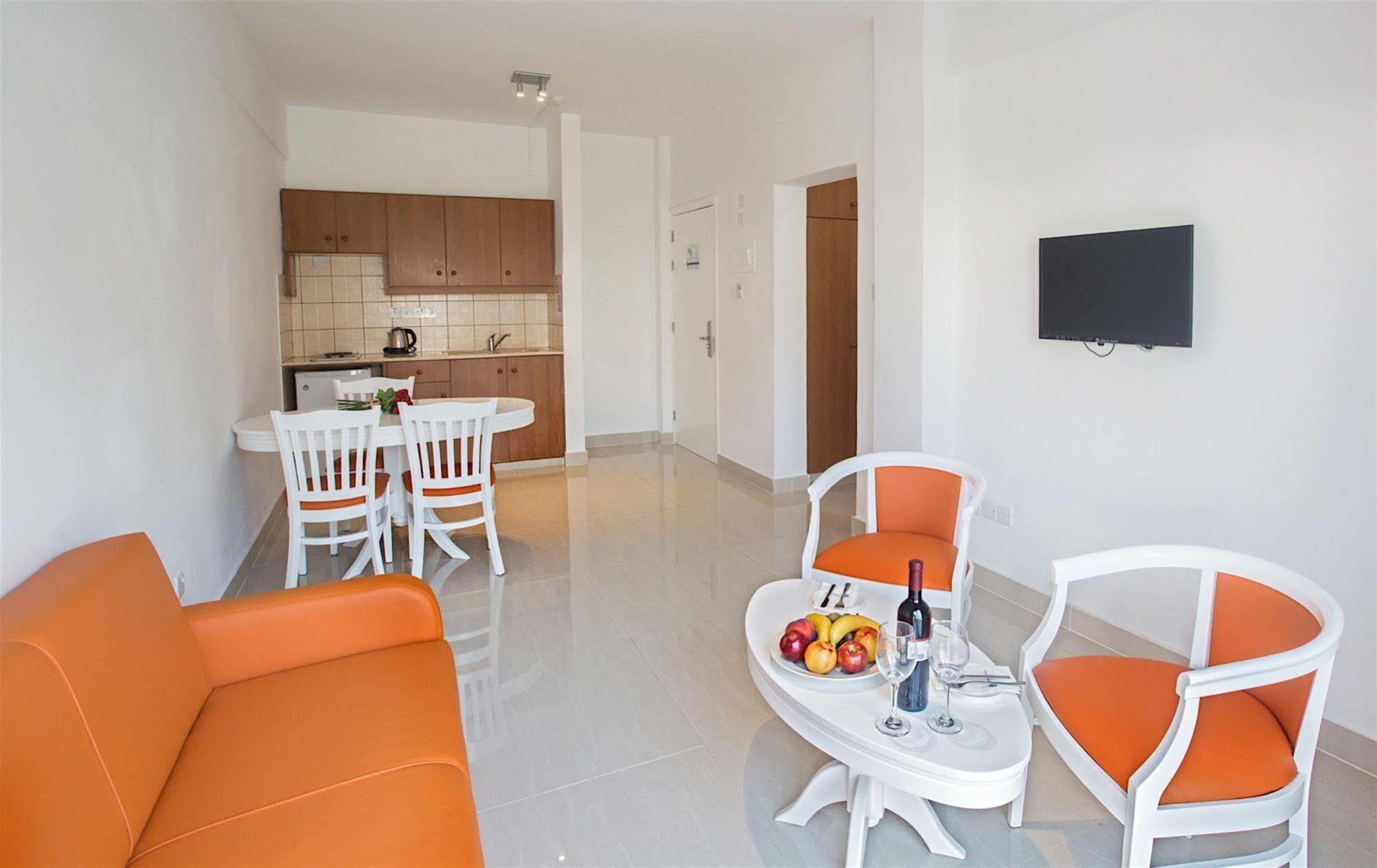 Polycarpia Hotel 3*
