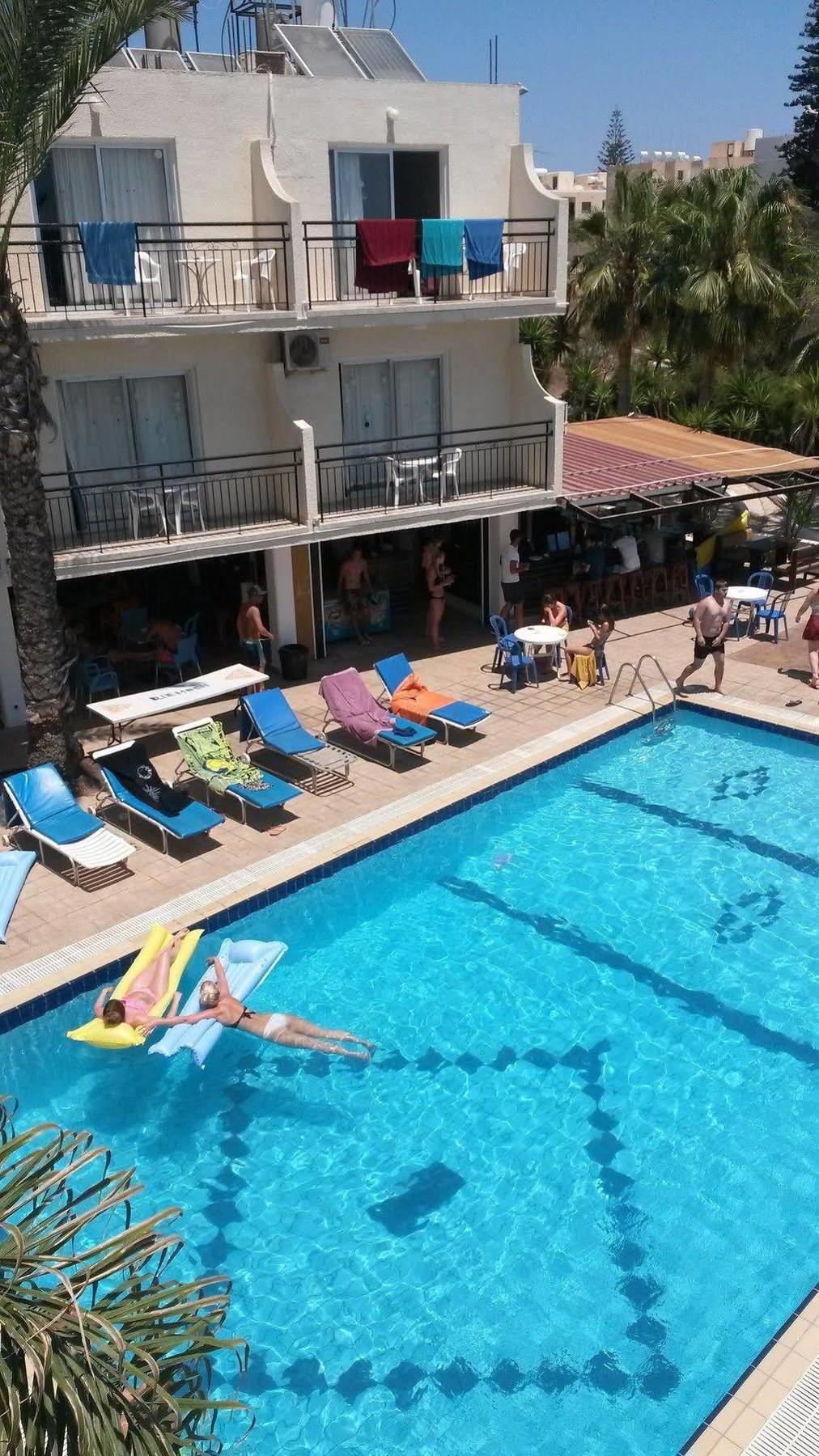 Pavlinia Hotel&apartments Aparthotel 3*
