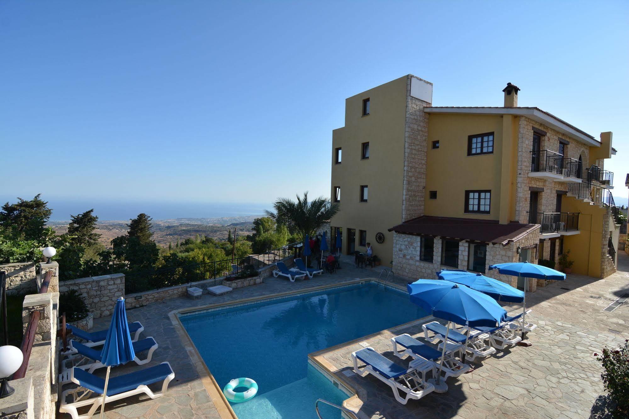 Palates Hotel