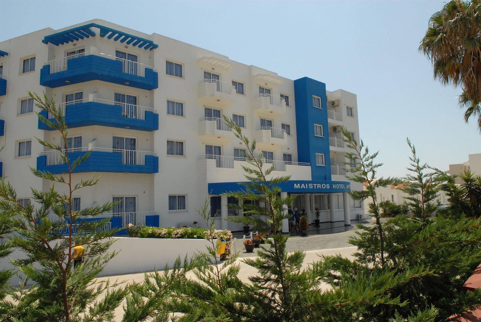 Aparthotel Maistros