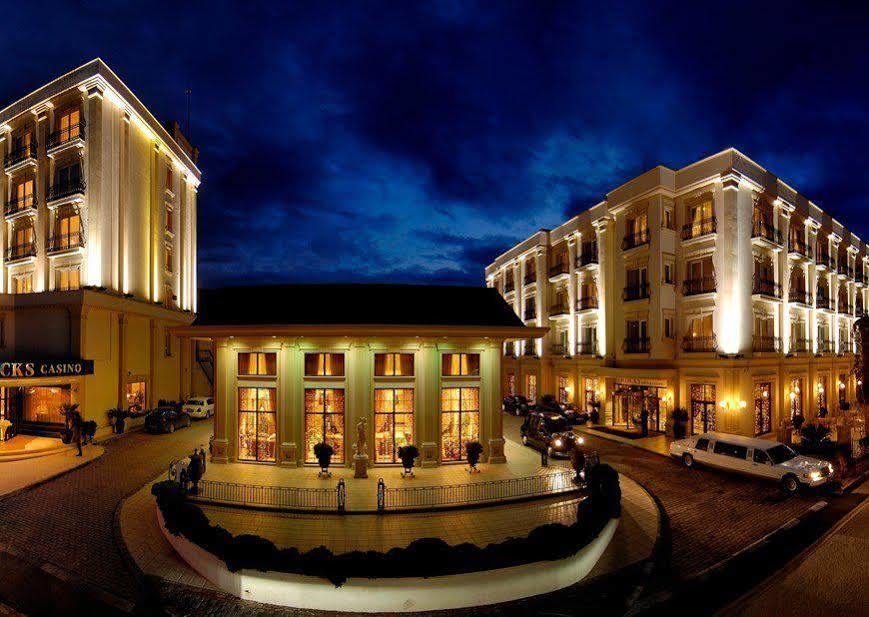 Hotel Rocks & Casino
