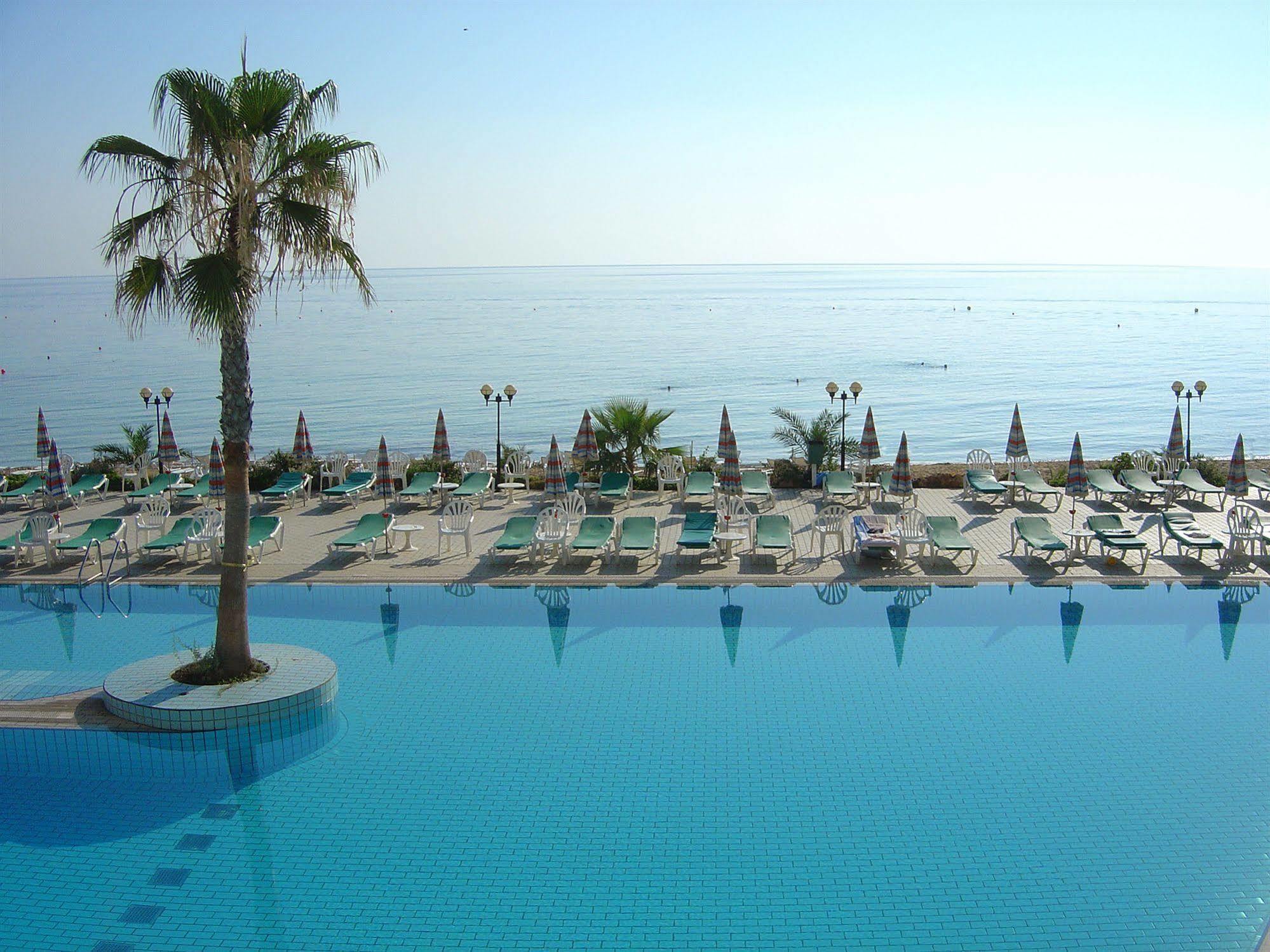 Sunrise Hotel