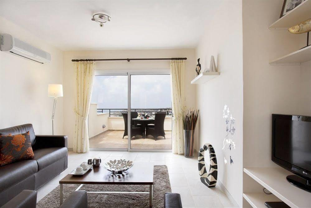 Club Coral View Aparthotel 3*