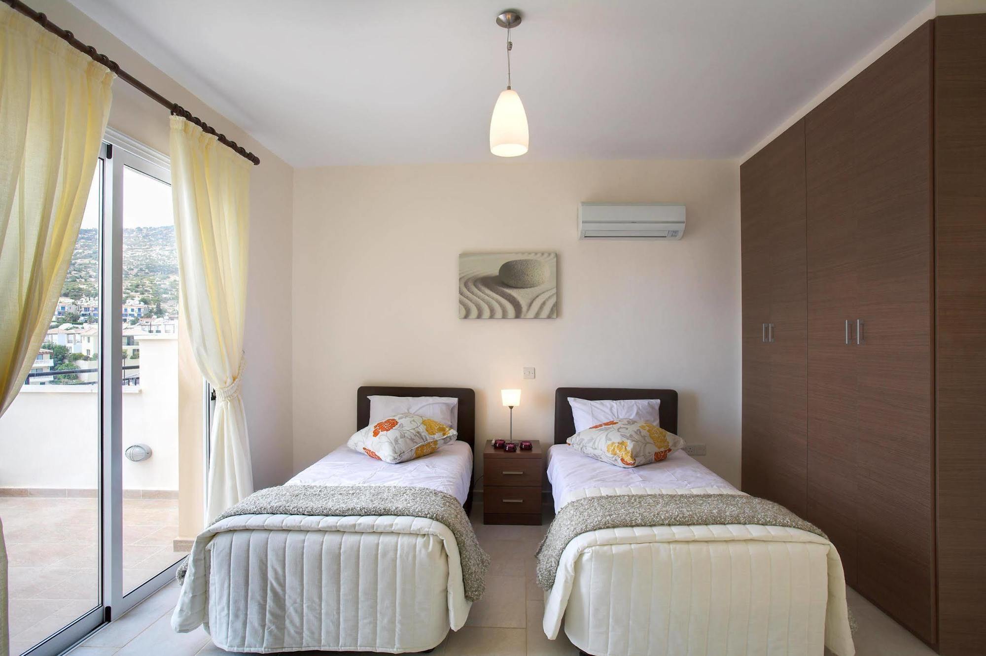 Club Coral View Aparthotel Peyia