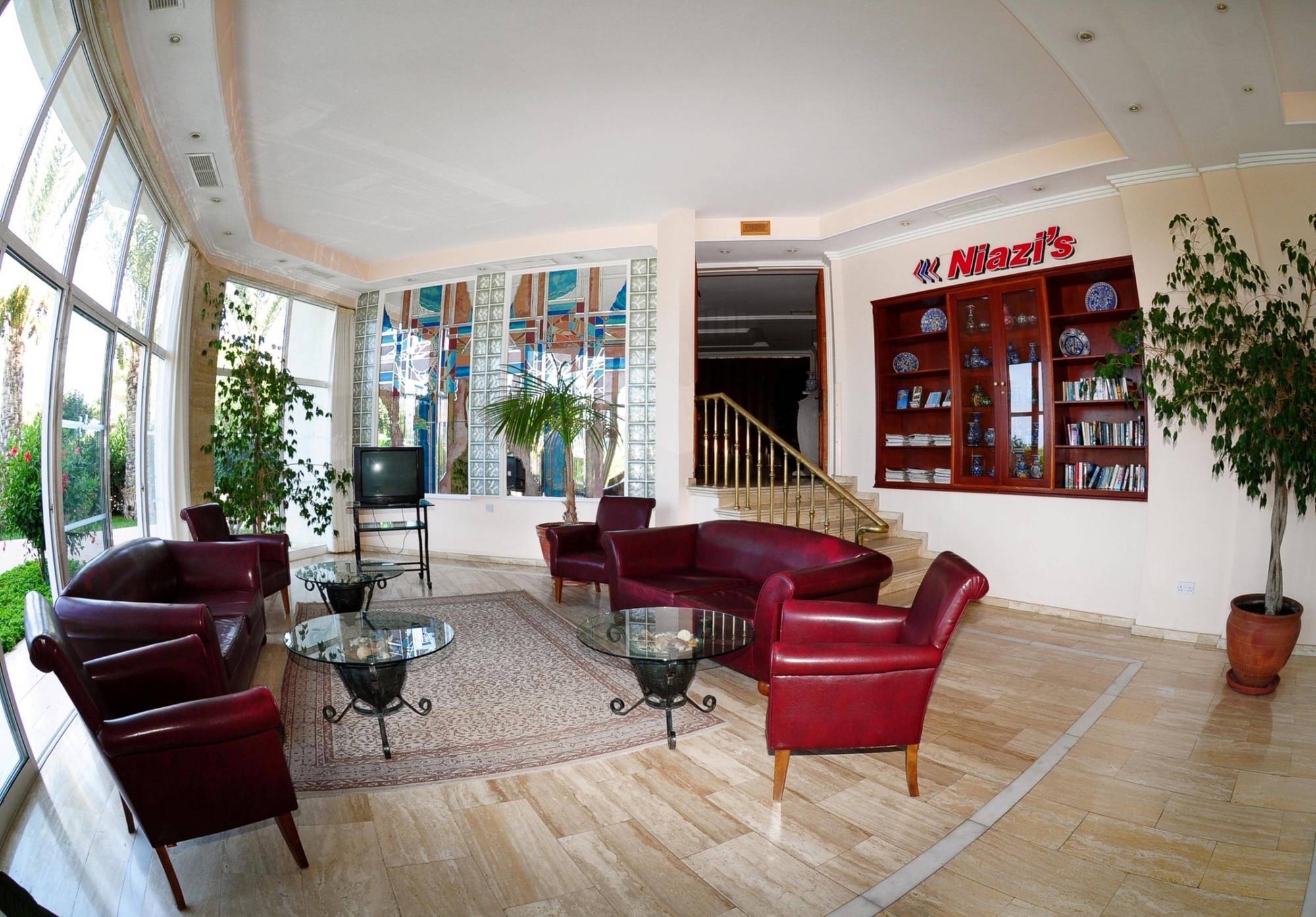 Denizkizi Hotel 4*