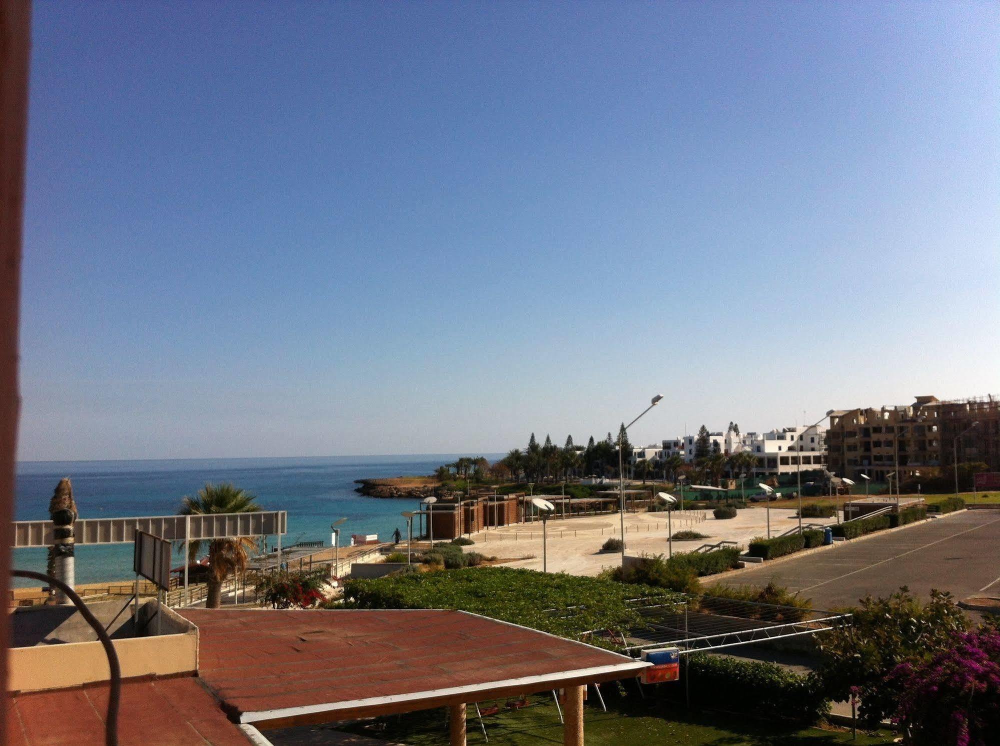 Blue Peter 3* Protaras