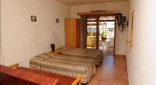 Aparthotel Blue Peter 3*