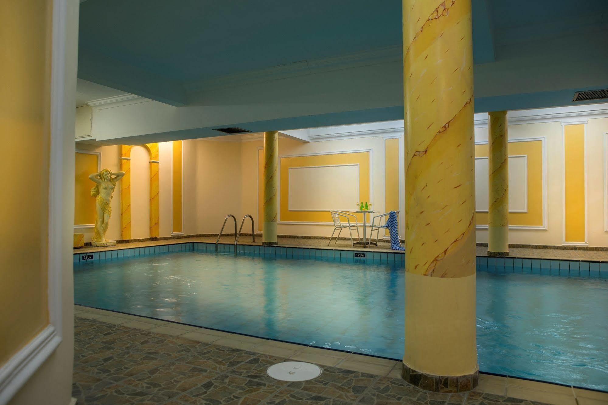 Kapetanios Hotel