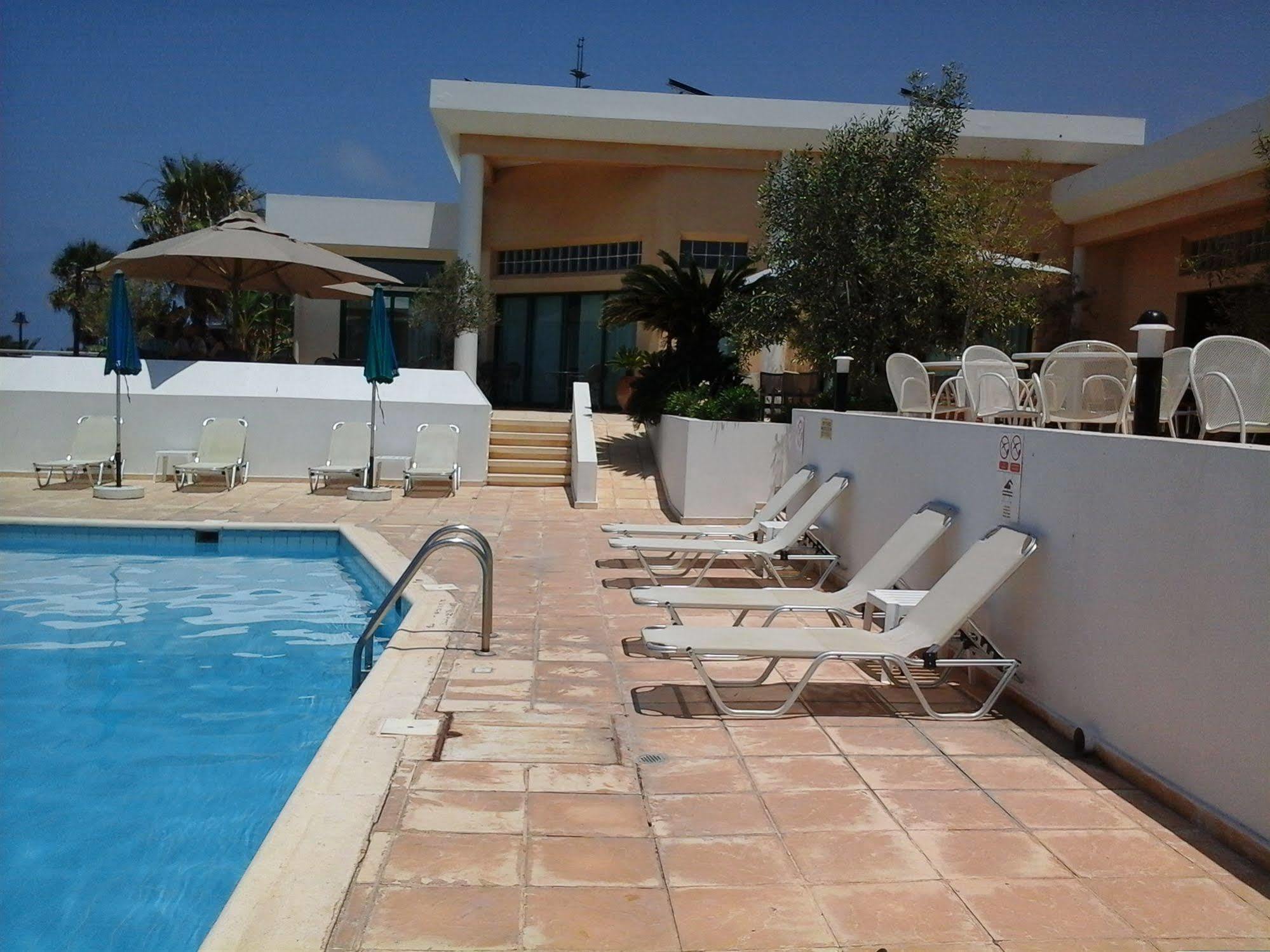 Hotel Natura And Polis