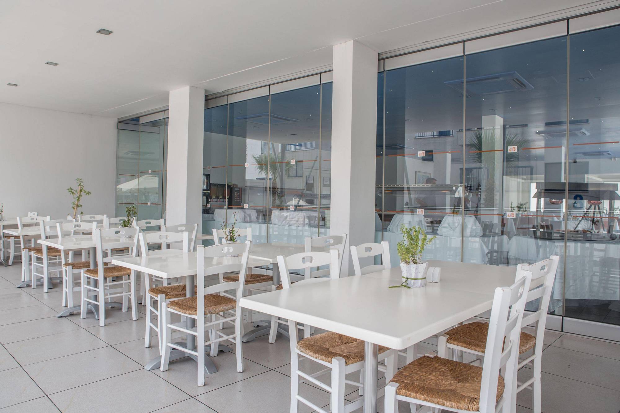 Aparthotel Tsokkos Holidays 2*