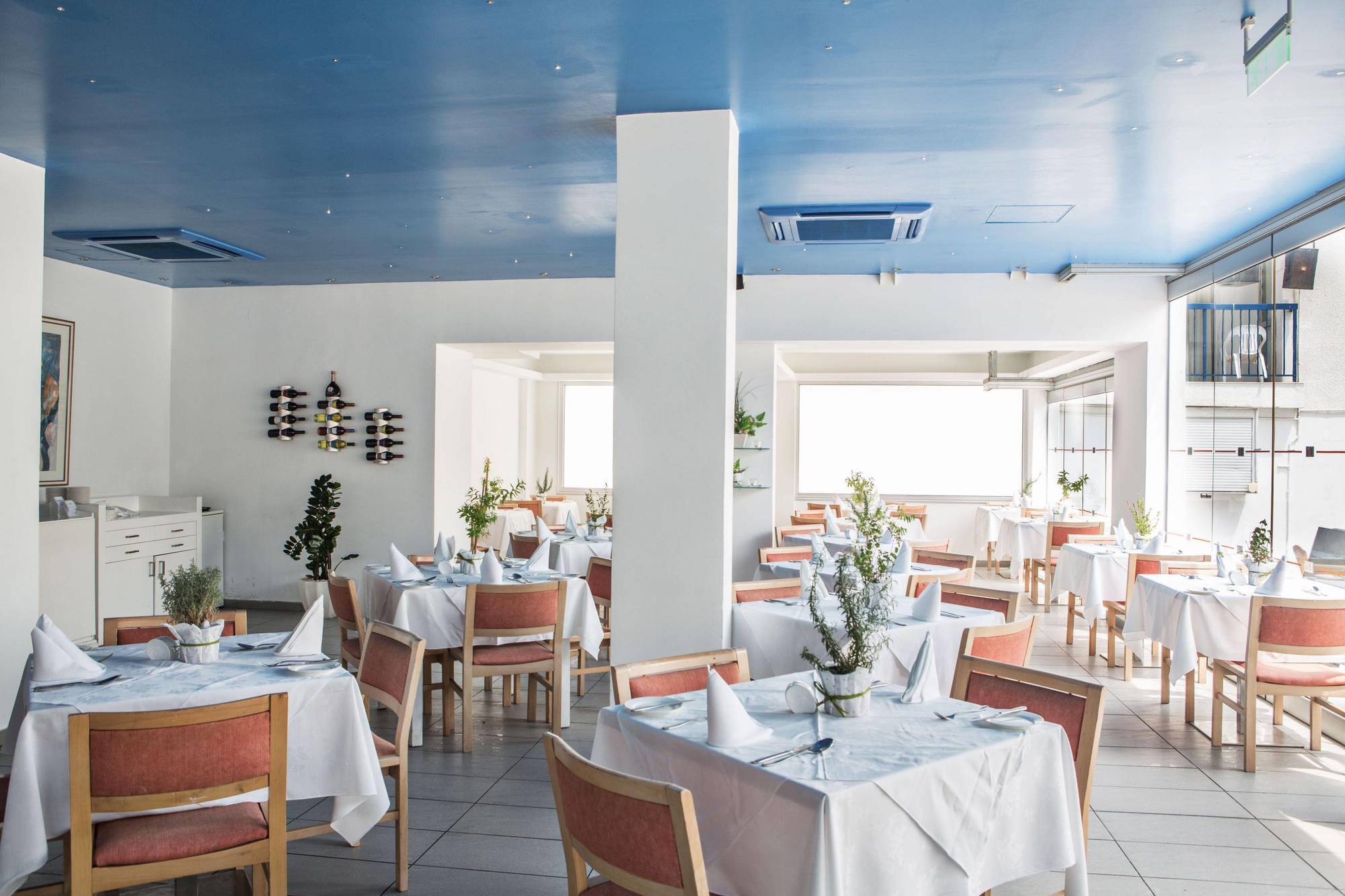 Tsokkos Holidays Aparthotel