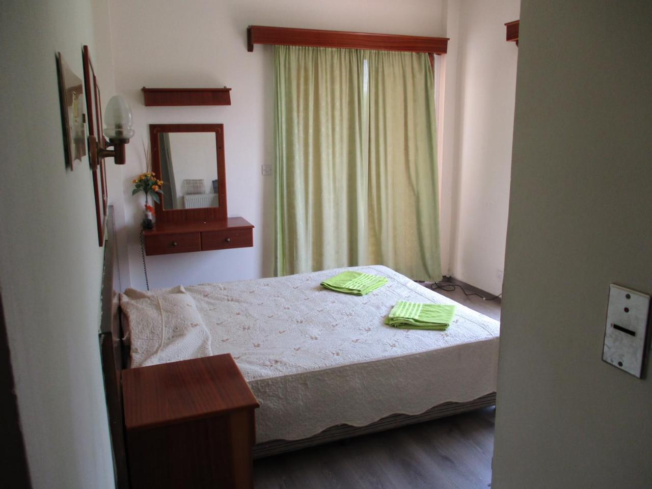 Onisillos Hotel 2*