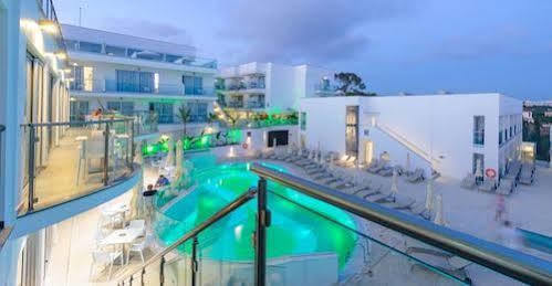 Tasia Maris Oasis Hotel