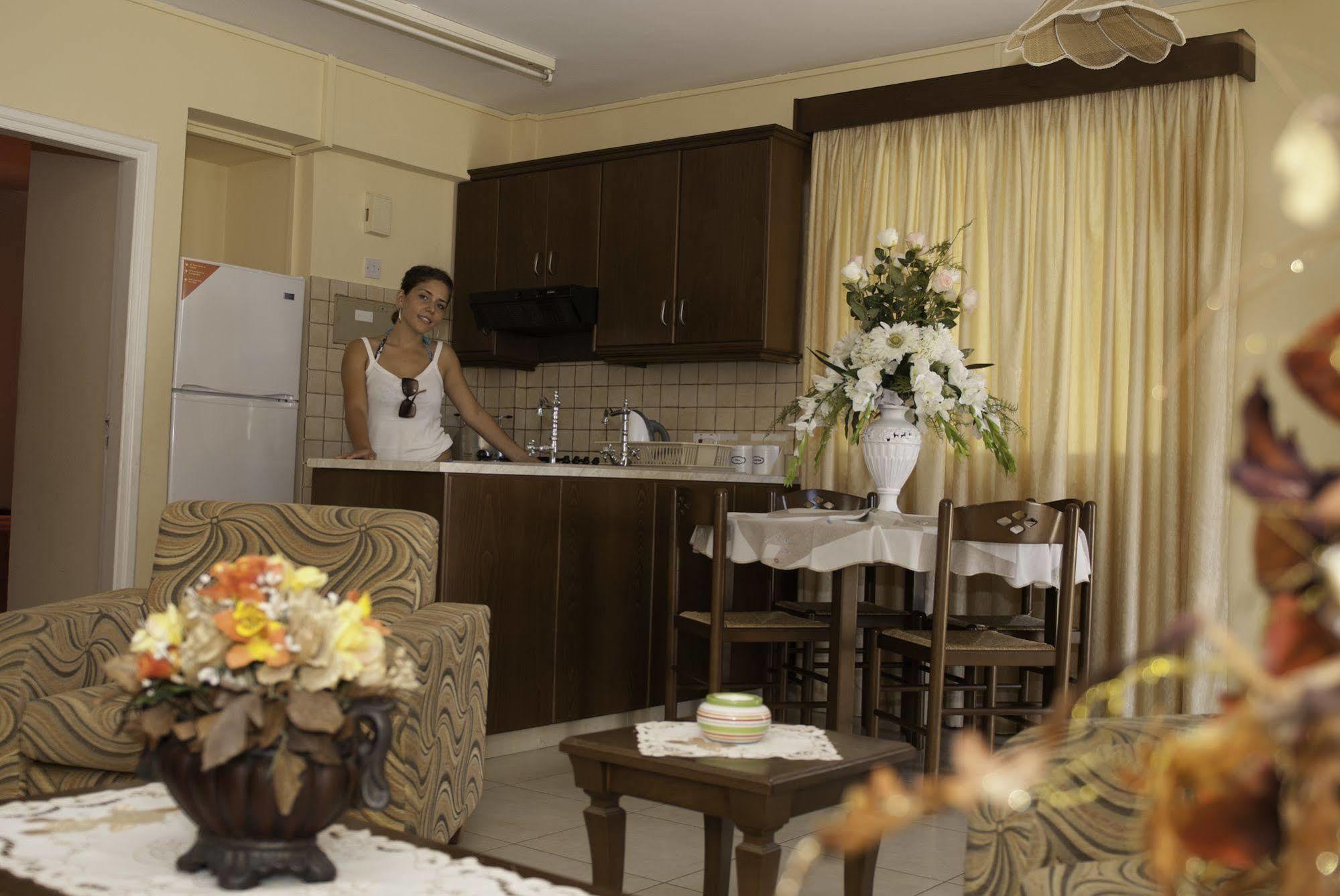 Kotzias Aparthotel