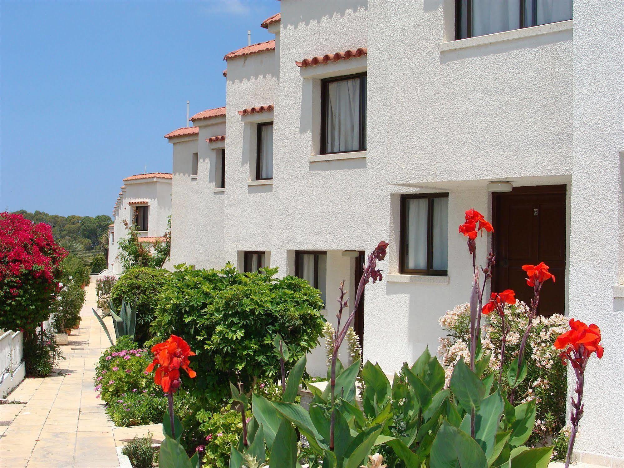 Bougainvillea Aparthotel