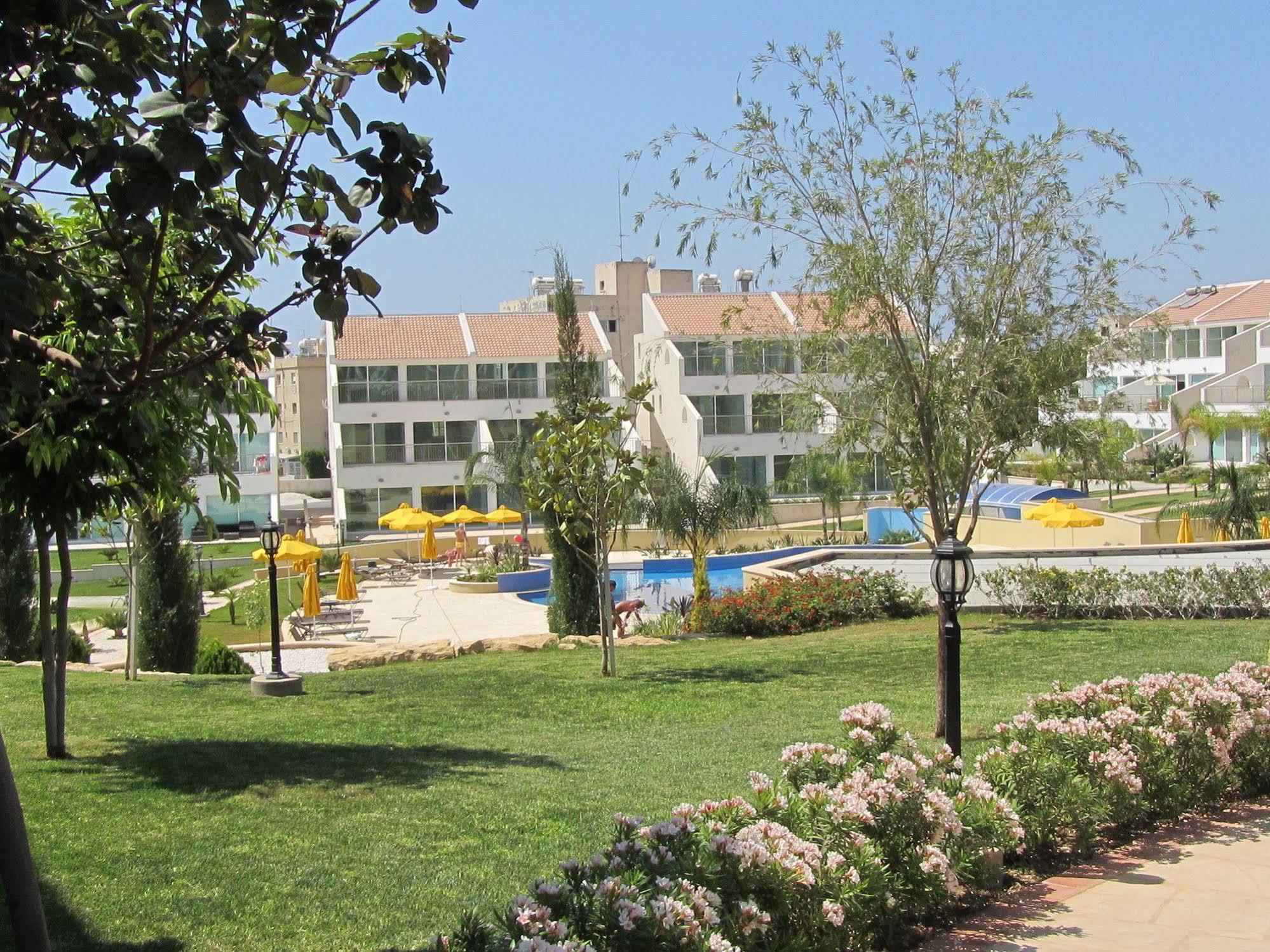 Bayview Gardens Apartment *