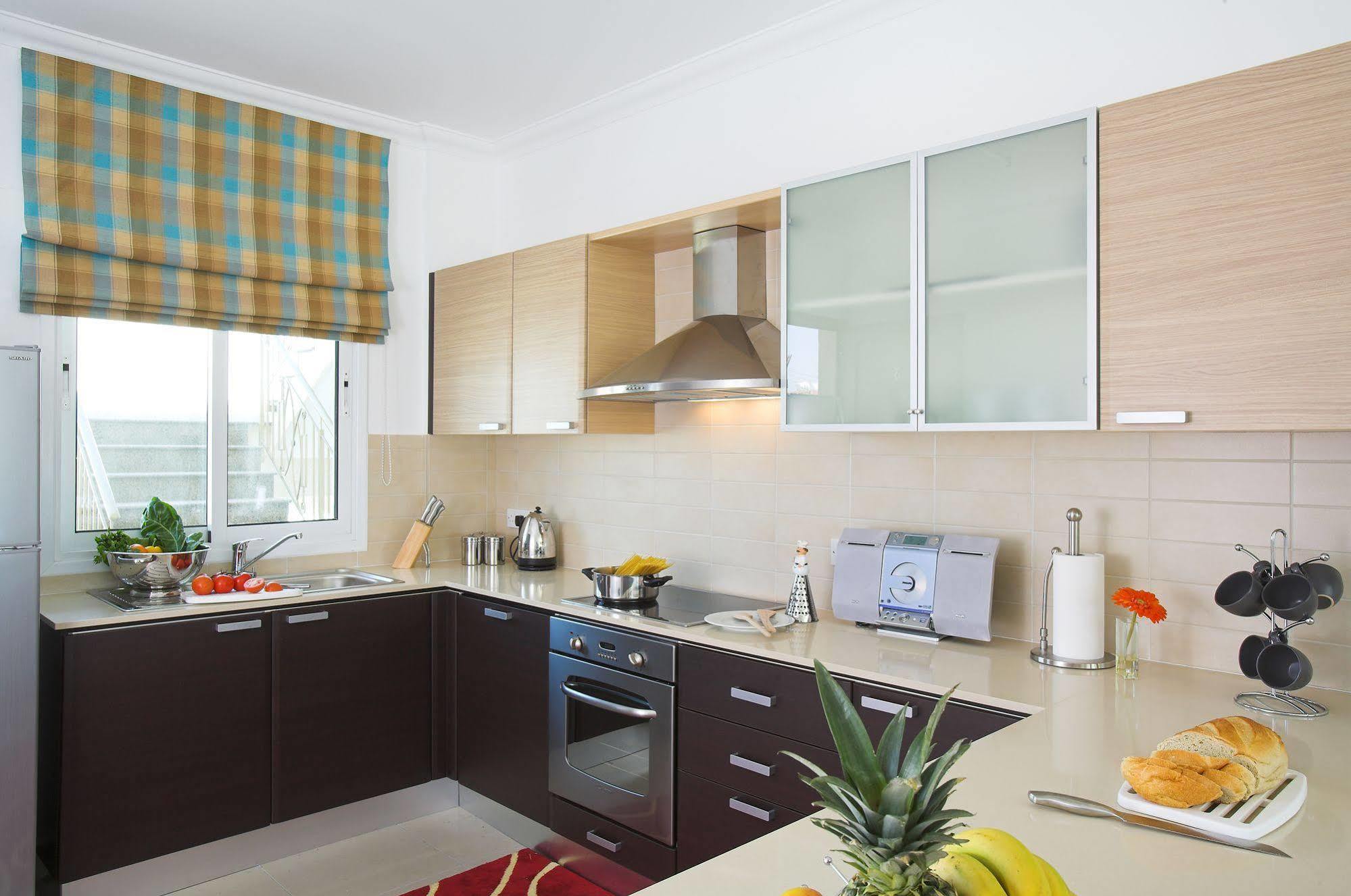 Apartment Bayview Gardens