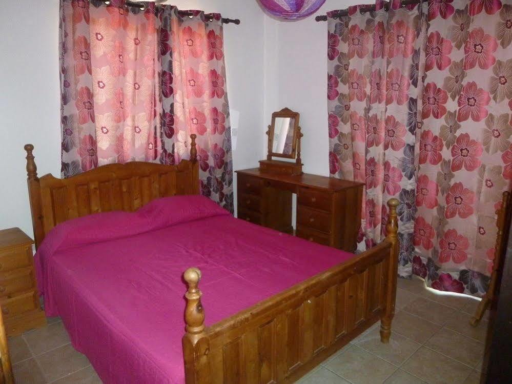 Avra Family Maisonettes Apartment Polis