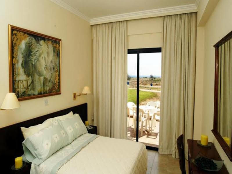 Panareti Resort Coral Bay